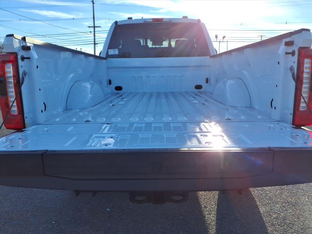 2026 Ford Super Duty F-350 SRW F-350® XL