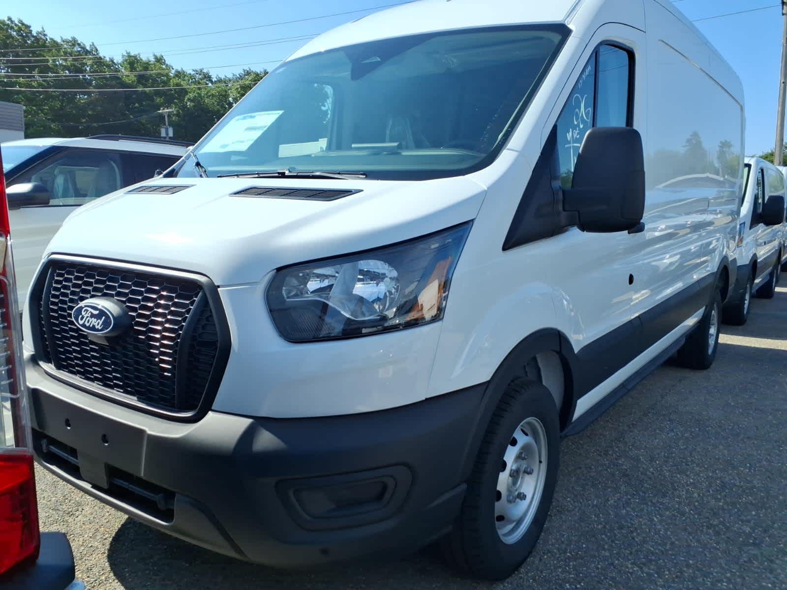 2026 Ford Transit Cargo Van Base