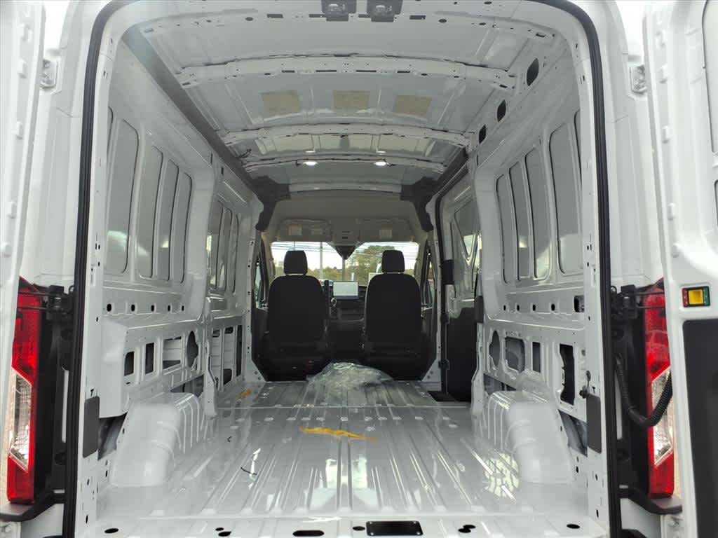 2026 Ford Transit Cargo Van