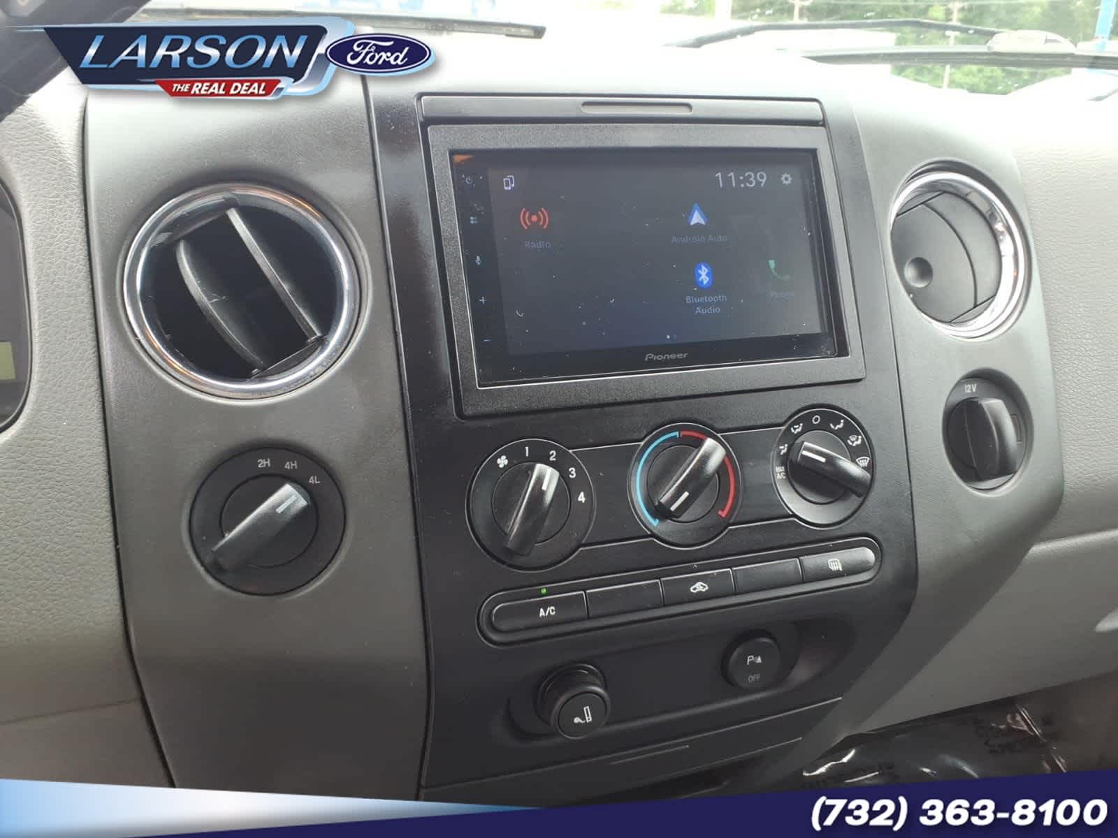 2004 Ford F-150 XLT