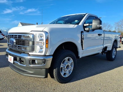 2026 Ford Super Duty F-350 SRW F-350® XLT