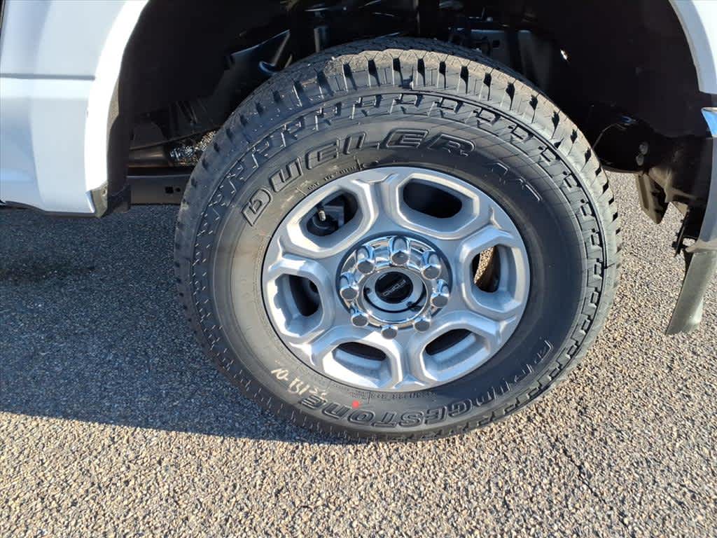 2026 Ford Super Duty F-350 SRW F-350® XLT