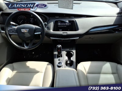 2023 Cadillac XT4 FWD Luxury