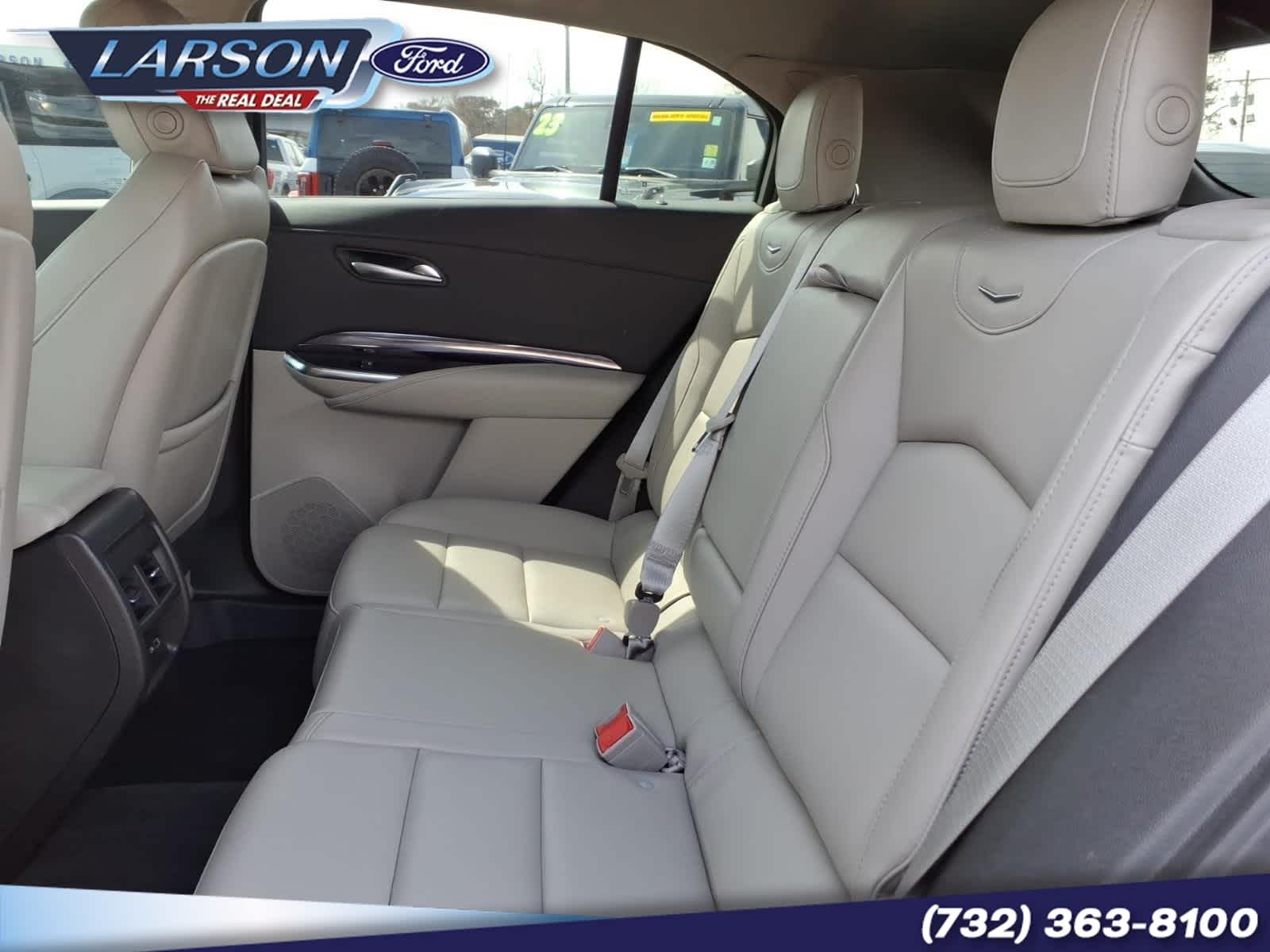 2023 Cadillac XT4 FWD Luxury