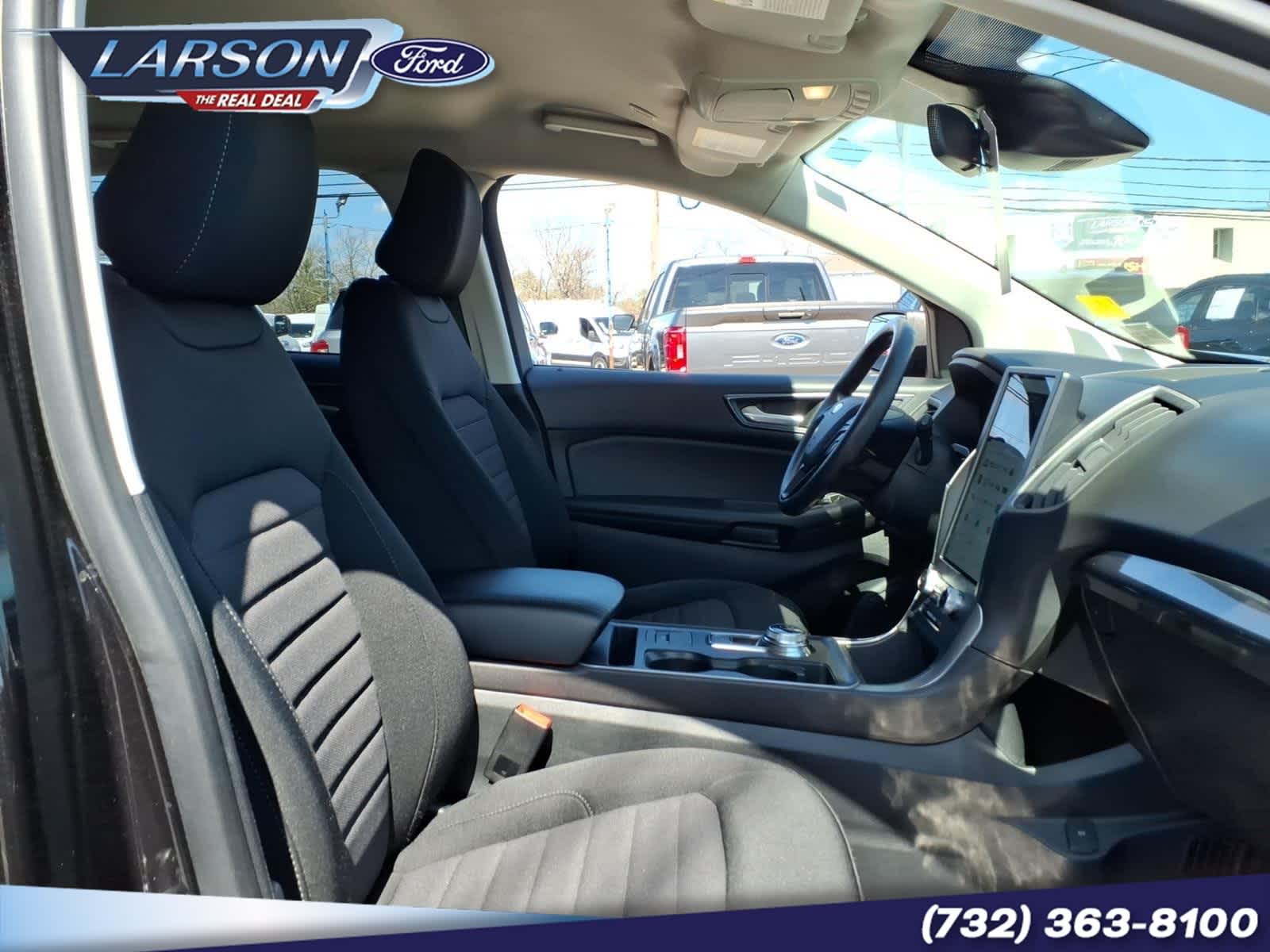 2022 Ford Edge SE