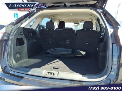2022 Ford Edge SE