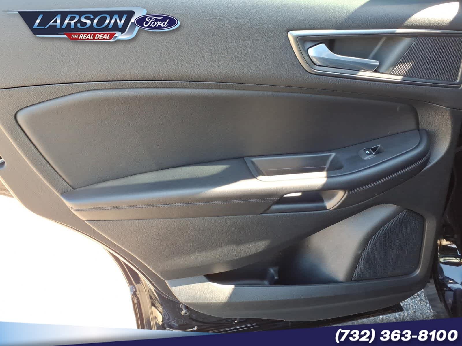 2022 Ford Edge SE