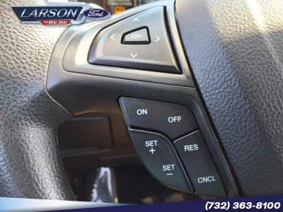 2022 Ford Edge SE