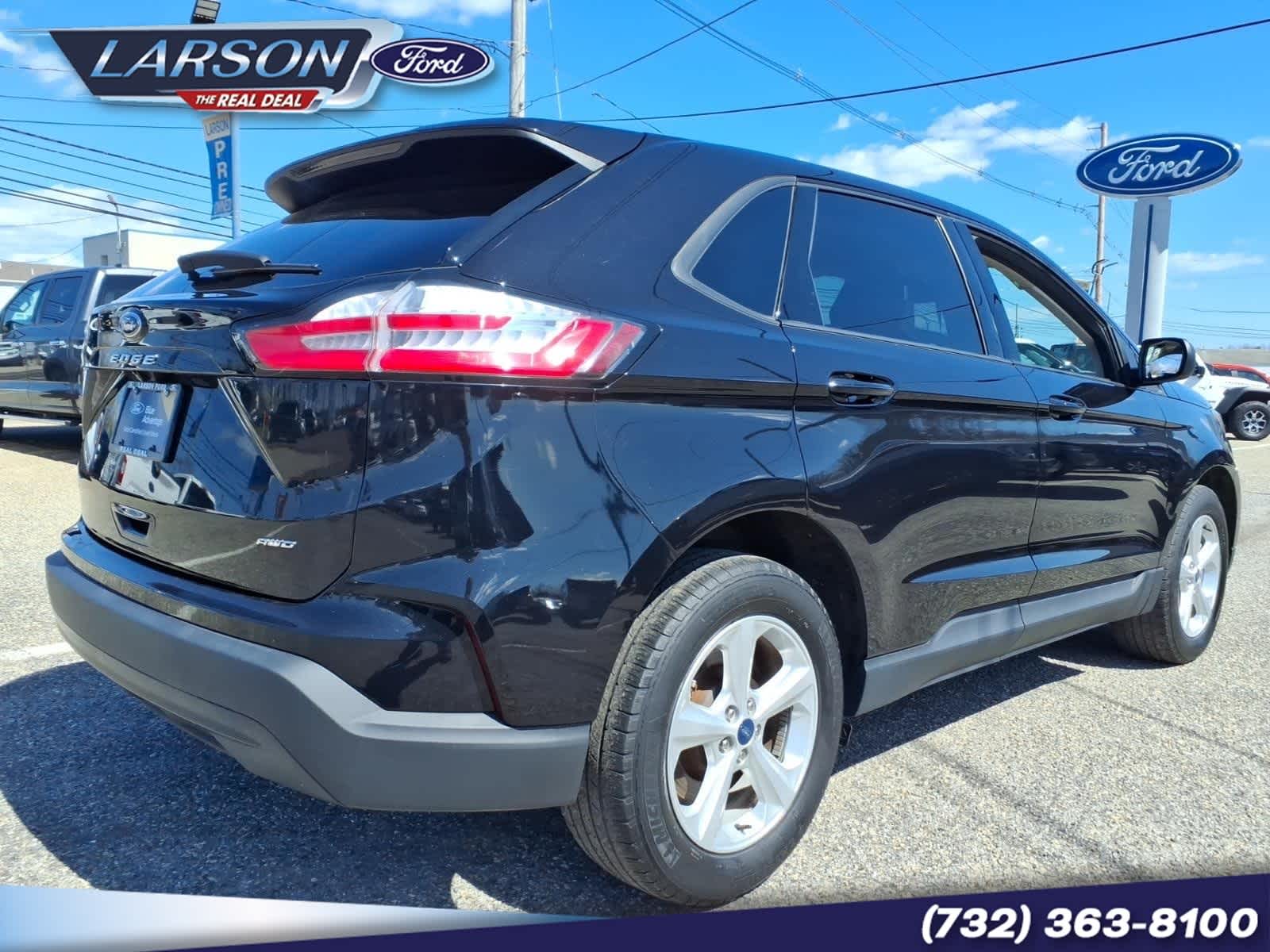 2022 Ford Edge SE