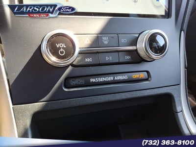 2022 Ford Edge SE