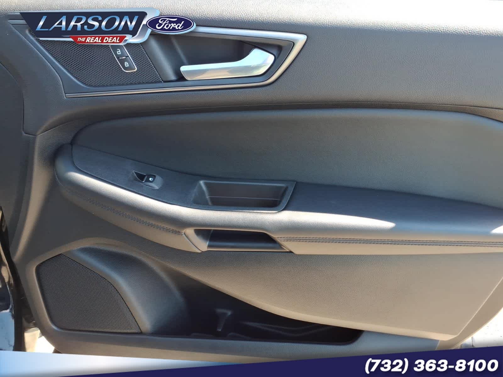 2022 Ford Edge SE