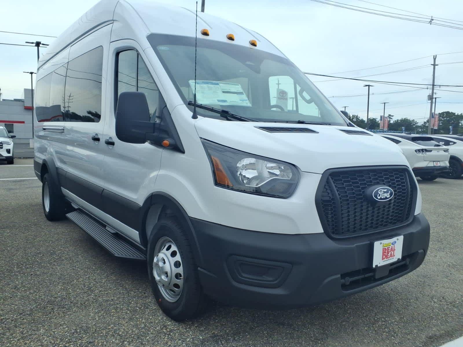 2026 Ford Transit Passenger XL